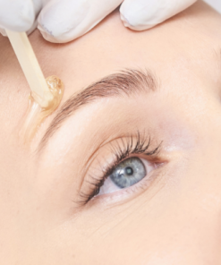Eyebrow Shaping Waxing Treatment